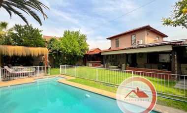 Amplio terreno, casa venta 4 dormitorios, cerca mall Plaza norte