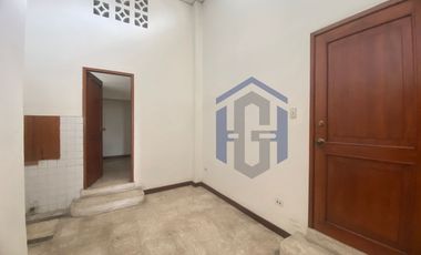Oficinas, consultorios o departamentos en alquiler cerca a la Universidad de Guayaquil