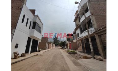 Venta de Terrenos en Urb. Sol de Huampani – II Etapa – Lurigancho Chosica