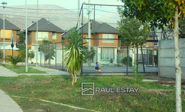 VENDEMOS Hermosa Casa semi nueva en excelente Villa