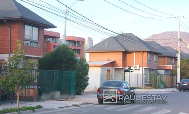 VENDEMOS Hermosa Casa semi nueva en excelente Villa