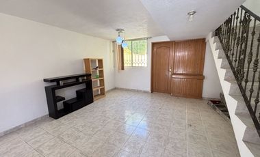 Casa en RENTA Santa María de Las Rosas Toluca
