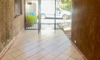 ¡Casa en Venta en Ciudad Satélite, Maipú!