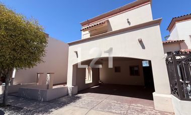 Casa amuebla Valle del Lago Residencial