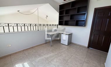 Casa amuebla Valle del Lago Residencial