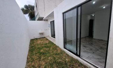 VENDO CASA DE UN NIVEL EN FRACCIONAMIENTO CON VIGILANCIA