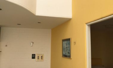 ¡¡ Excelente Ocasión !! ¡¡ Alquiler De Bonita Casa Con Vista Al Mar En Puerto Fiel - Km. 121.5 Panamericana Sur !! 🌞🏡🌊