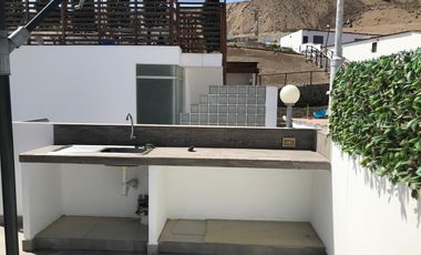 ¡¡ Excelente Ocasión !! ¡¡ Alquiler De Bonita Casa Con Vista Al Mar En Puerto Fiel - Km. 121.5 Panamericana Sur !! 🌞🏡🌊