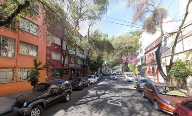 VENTA DE AMPLIO DPTO. EN SANTA MARIA LA RIVERA, CUAUHTÉMOC, CDMX.