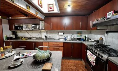 Casa En Venta Con Galpón 510m2, La Granja.