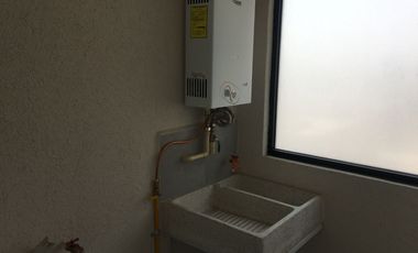 Semi nuevo con Vista panorámica piso 9