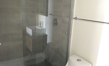 Semi nuevo con Vista panorámica piso 9