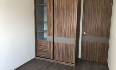 Semi nuevo con Vista panorámica piso 9