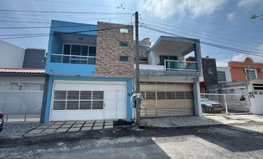 VENDO CASA EN BOCA DEL RIO