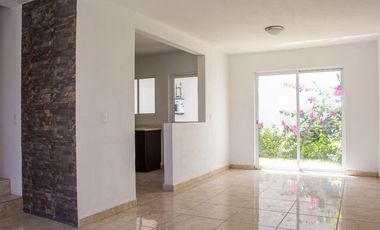 CASA 3 RECAMARAS EN CUAUTLANINGO