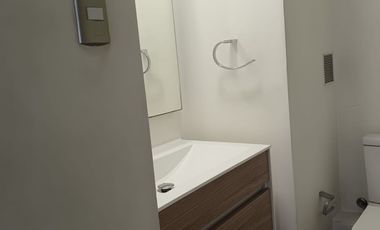 ARRIENDO DEPARTAMENTO DE 1 DORMITORIO 1 BAÑO CON BALCON / METRO LO OVALLE