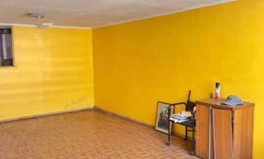 Casa En Venta, 2 Dorm. Sector, 5 De Abril, Estación Central