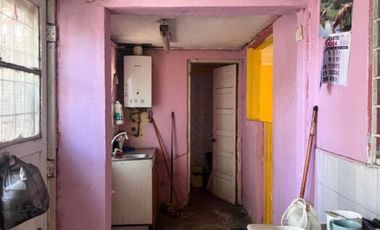 Casa En Venta, 2 Dorm. Sector, 5 De Abril, Estación Central