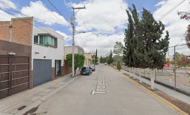 PROPIEDAD DE OPORTUNIDAD!! EXCELENTE CASA EN LAURELES DEL SUR, SAN LUIS POTOSI!!!