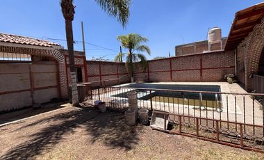 CASA EN VENTA EN LA PIEDRERA - EL SALTO
