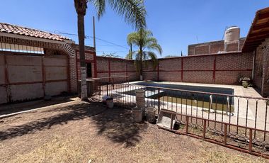 CASA EN VENTA EN LA PIEDRERA - EL SALTO
