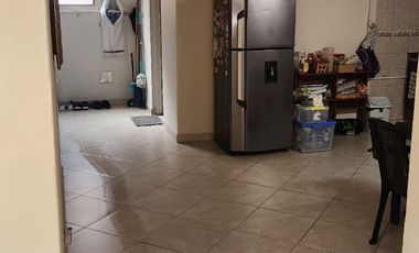 VENDO CASA EN ITAGUI BARRIO SIMON BOLIVAR PISO Y 3