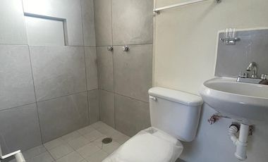 SEMINUEVO DEPARTAMENTO EN RENTA ZONA INDUSTRIAL CERCA WV