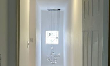 Urbanización Villa Marina - Capaes, casa de 2 pisos, 3 dormitorios y balcón.