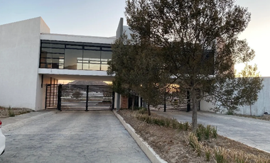 ¡OPORTUNIDAD ÚNICA! VENTA DE CASA EN ZERZURA FRACCIONAMIENTO RESIDENCIAL QUIVIRA. SAN AGUSTIN TLAXIACA