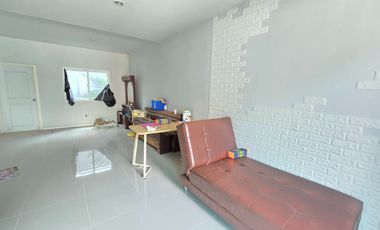 Corner unit! First alley of the project! Townhome for sale in S GATE 2 Village, Bang Bua Thong, Kanchanaphisek. 26.7 sq.w., great location near Kancha
