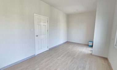 Corner unit! First alley of the project! Townhome for sale in S GATE 2 Village, Bang Bua Thong, Kanchanaphisek. 26.7 sq.w., great location near Kancha
