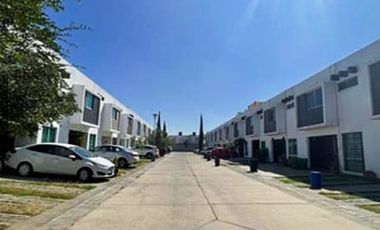 hermosa casa en residencial foret con 3  habitaciones