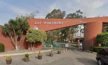 REMATO CASA EN TULTITLAN CONJUNTO HABITACIONAL LOS PORTALES MANZANA VI LOTE 10 ESTADO DE MEXICO