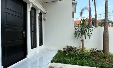 Rumah Dijual [MURAH] Dalam Cluster Bergaya American Classic Di Jagakarsa, Jakarta Selatan [AR109]
