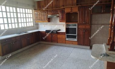 CASA EN VENTA, LOMAS DEL VALLE NORTE, URUAPAN, MICHOACAN