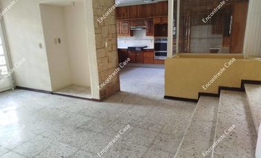 CASA EN VENTA, LOMAS DEL VALLE NORTE, URUAPAN, MICHOACAN