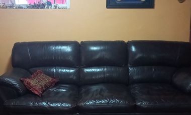 SE VENDE AMPLIA Y HERMOSA CASA