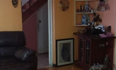 SE VENDE AMPLIA Y HERMOSA CASA