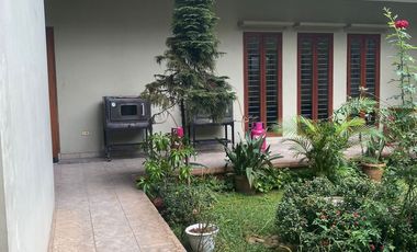 Rumah dijual di Cilandak Tengah belakang Mal Citos Lokasi Bisnis Strategis