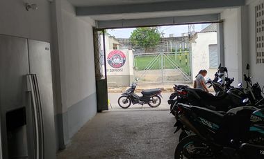 SE VENDE LOTE EN INMEDIACIONES AL CENTRO DE LA CIUDAD