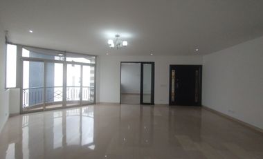 Apartamento en arriendo en Alto Prado.