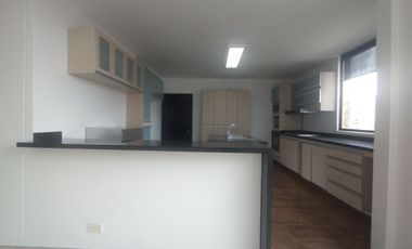 Apartamento en arriendo en Alto Prado.