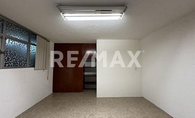 Edificio funcional ideal para oficinas o casa habitación cerca del centro de Azcapotzalco