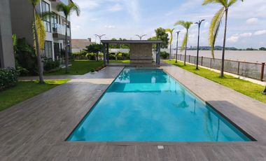 Venta departamento de estreno Riverside  sector UUES, Samborondon