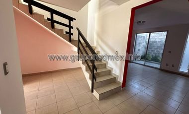 Casa en renta en Villas del Quetzal, Residencial Santa Fe, Corregidora, Queretaro