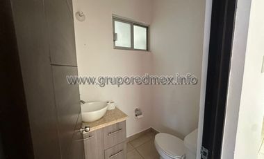 Casa en renta en Villas del Quetzal, Residencial Santa Fe, Corregidora, Queretaro