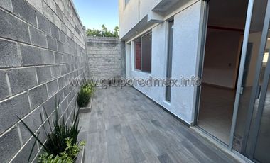 Casa en renta en Villas del Quetzal, Residencial Santa Fe, Corregidora, Queretaro