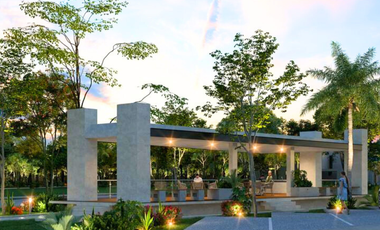 Terreno en venta dentro de Cabo Norte, Mérida con casa club premium