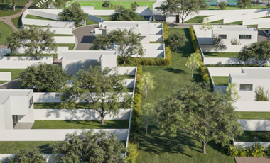 Terreno en venta dentro de Cabo Norte, Mérida con casa club premium