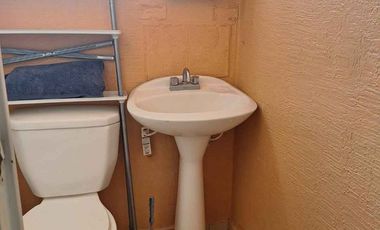 Casa en Venta en Calle Monrovia, Fracc. Praderas de León, Chihuahua.